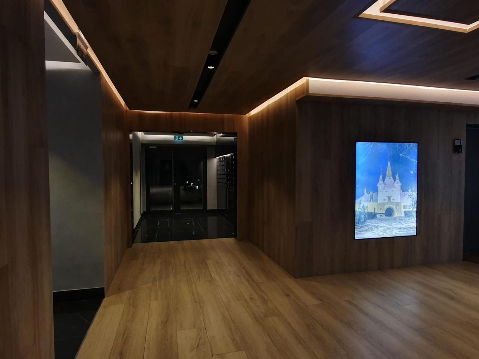 Tzuba Luxury Coresi Mall Braşov